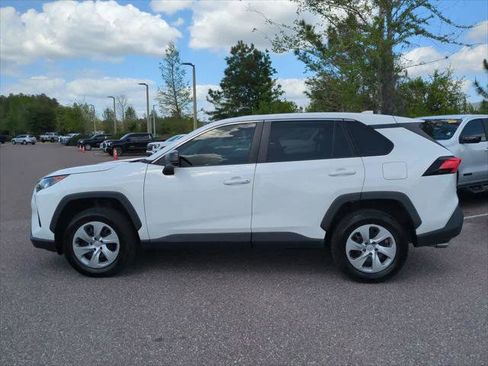 Certified 2022 Toyota RAV4 LE FWD image 3