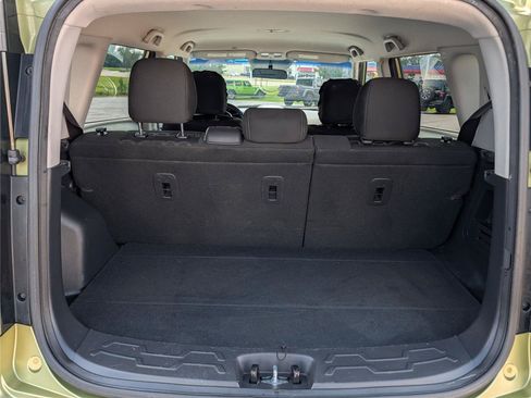 Used 2013 Kia Soul + FWD image 28