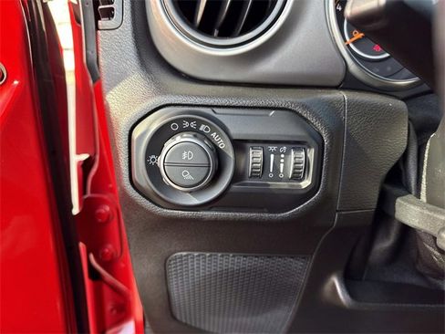 Used 2020 Jeep Gladiator Sport w/ Quick Order Package 24S image 27