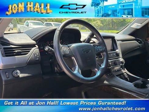Used 2017 Chevrolet Tahoe LT image 27