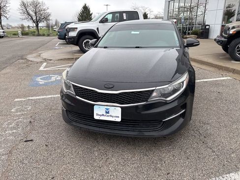 Used 2018 Kia Optima LX image 11