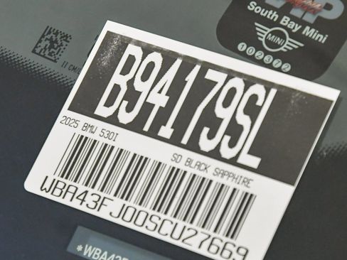 Used 2025 BMW 530i image 29