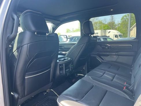 Used 2025 RAM 1500 Limited AWD/4WD image 23