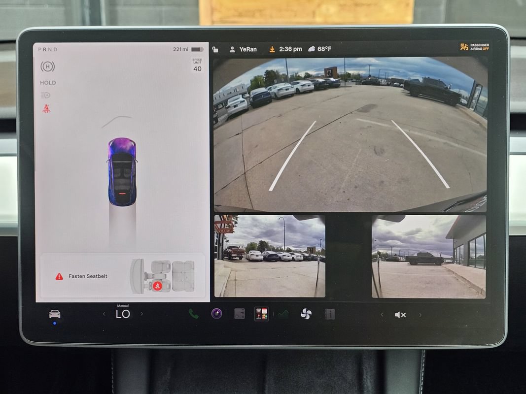 Used 2021 Tesla Model Y Long Range AWD/4WD image 28