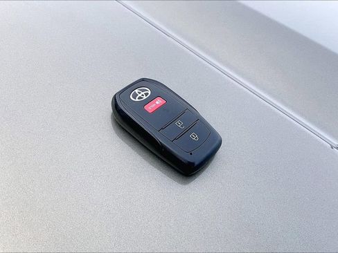 Used 2025 Toyota Tacoma TRD Off-Road image 11