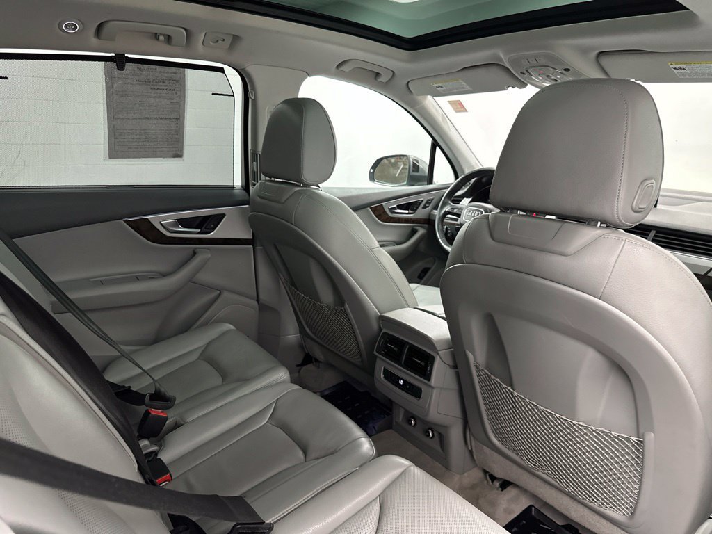 Used 2018 Audi Q7 2.0T Premium Plus w/ Premium Plus Package AWD/4WD image 28