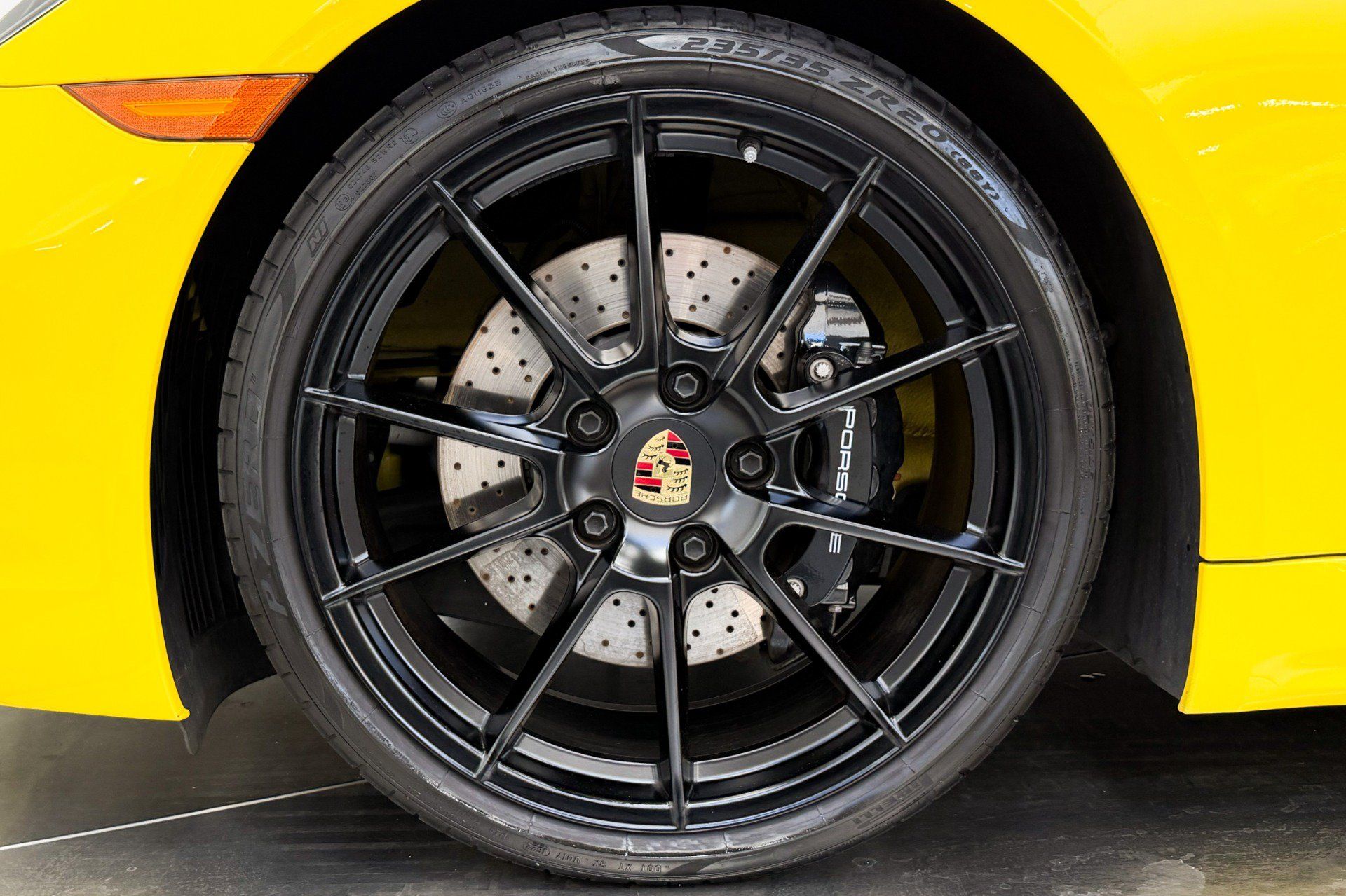 Used 2023 Porsche 718 Cayman GTS RWD image 10