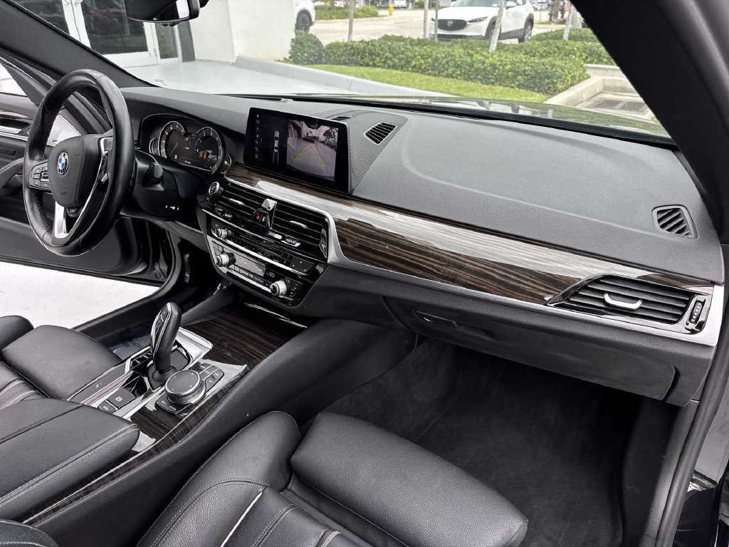 Used 2019 BMW 540i xDrive AWD/4WD image 32