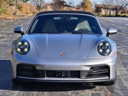 Used 2025 Porsche 911 Carrera image 10