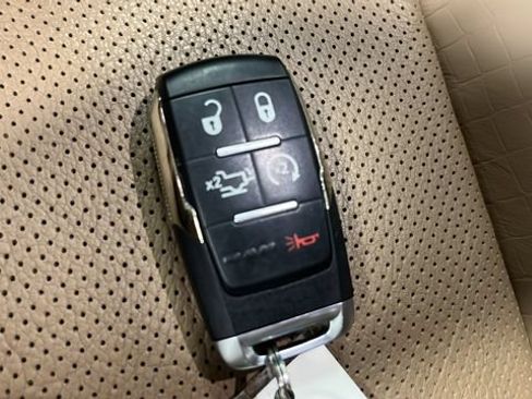 Used 2023 RAM 2500 Limited AWD/4WD image 45