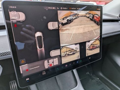 Used 2022 Tesla Model Y Performance image 13