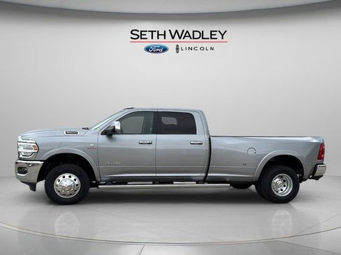 Used 2020 RAM 3500 Laramie AWD/4WD image 4