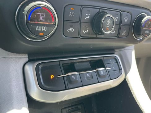 Used 2020 GMC Acadia SLT w/ Driver Alert Package II FWD image 6