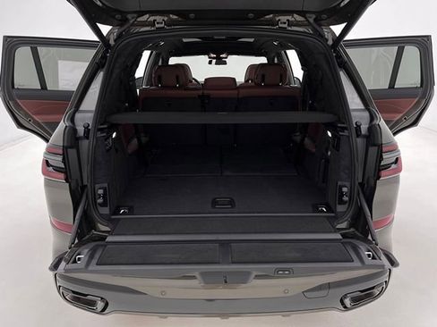 New 2026 BMW X7 xDrive40i w/ M Sport Package image 7