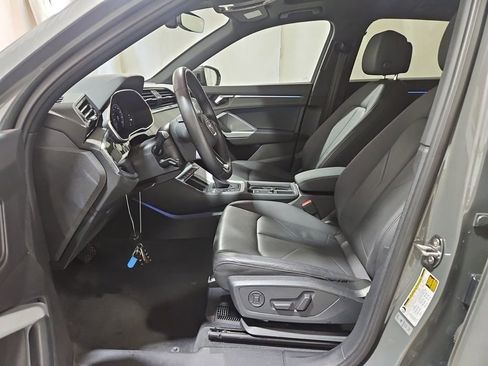 Used 2020 Audi Q3 2.0T Prestige image 3