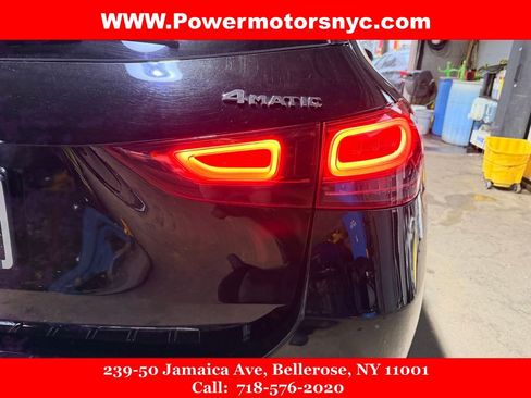 Used 2021 Mercedes-Benz GLA 250 4MATIC w/ Premium Package image 13