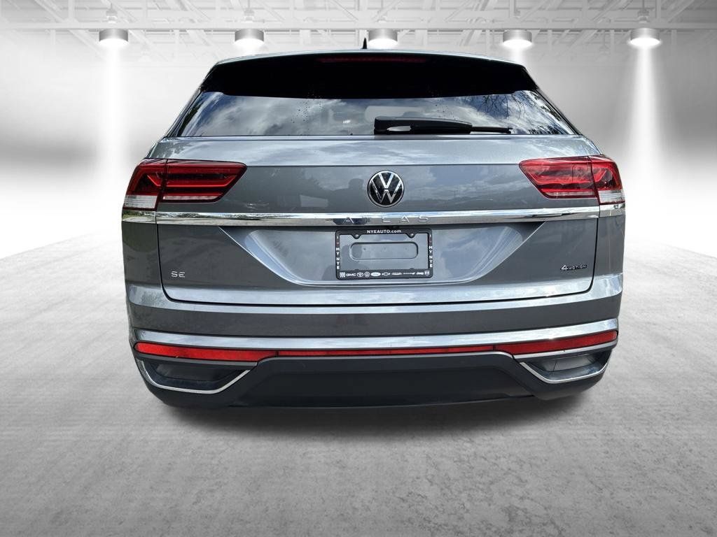 Used 2023 Volkswagen Atlas Cross Sport SE AWD/4WD image 5