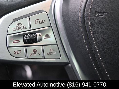 Used 2021 BMW X7 xDrive40i w/ Premium Package 2 AWD/4WD image 14