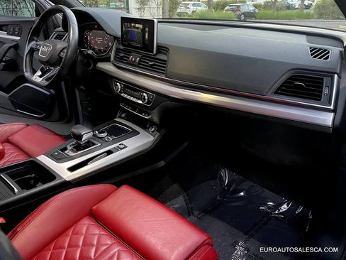 Used 2019 Audi SQ5 Premium Plus w/ Premium Plus Package image 32