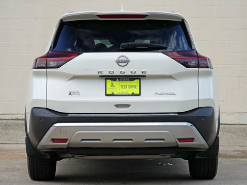 Used 2023 Nissan Rogue Platinum FWD image 10