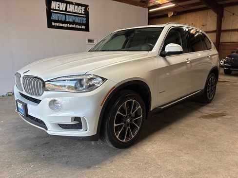 Used 2015 BMW X5 xDrive50i AWD/4WD image 9