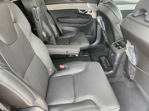 New 2026 Volvo XC90 T8 Ultra w/ Lounge Package image 22