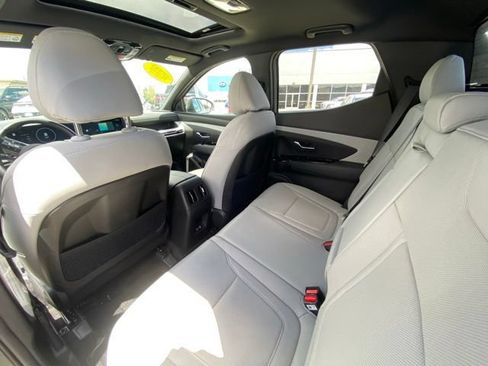 Used 2025 Hyundai Santa Cruz Limited AWD/4WD image 18