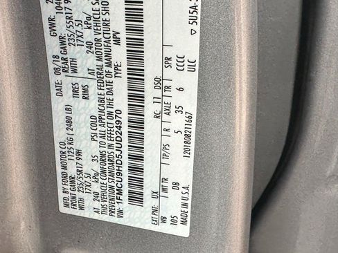 Used 2018 Ford Escape SEL w/ Ford Safe & Smart Package AWD/4WD image 22