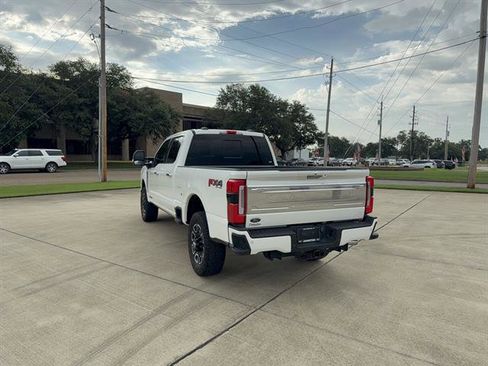 Used 2024 Ford F250 Platinum image 6