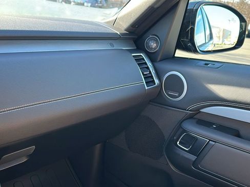 New 2026 Land Rover Discovery Limited Edition image 19