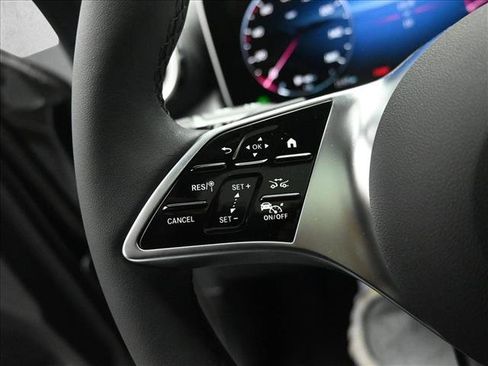Certified 2026 Mercedes-Benz GLC 300 4MATIC image 15