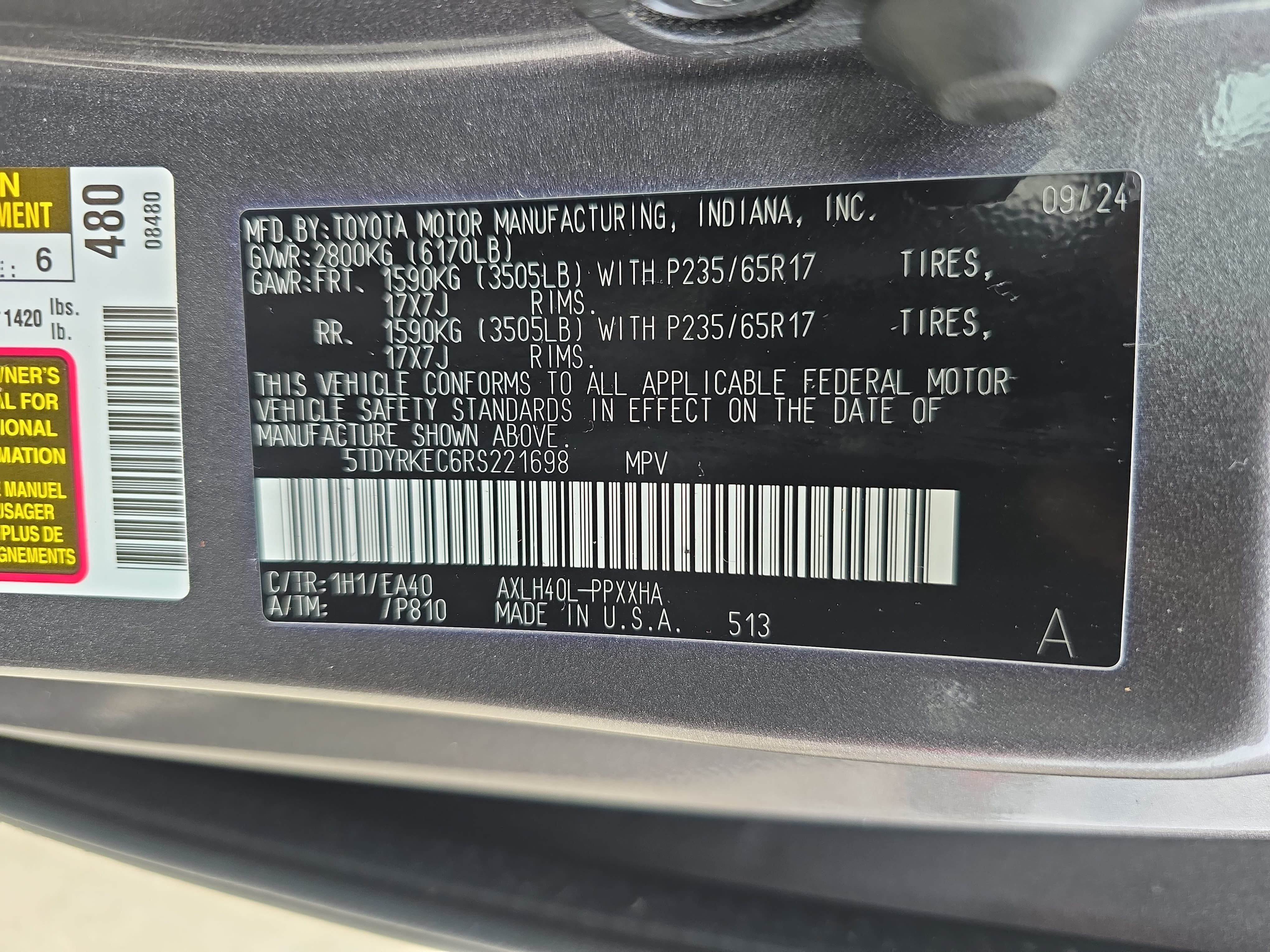 Used 2024 Toyota Sienna XLE FWD image 36
