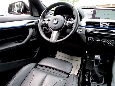 Used 2018 BMW X1 xDrive28i w/ M Sport Package image 19