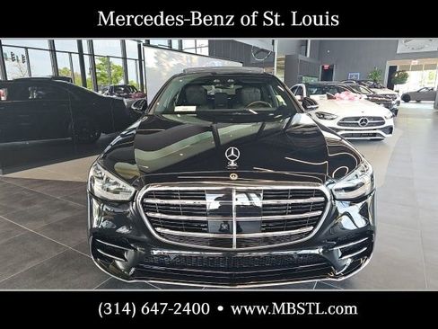 New 2026 Mercedes-Benz S 580 4MATIC Sedan image 2