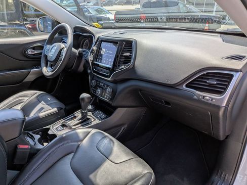 Certified 2022 Jeep Cherokee Limited AWD/4WD image 26