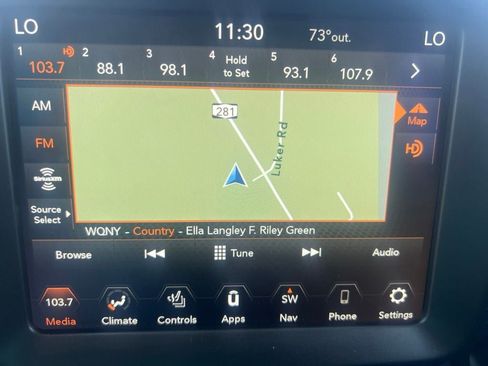 Used 2023 Jeep Renegade Latitude w/ Premium Group AWD/4WD image 22
