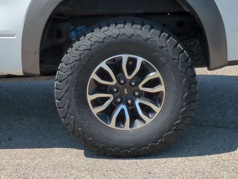 Used 2012 Ford F150 Raptor w/ Raptor Luxury Pkg AWD/4WD image 14