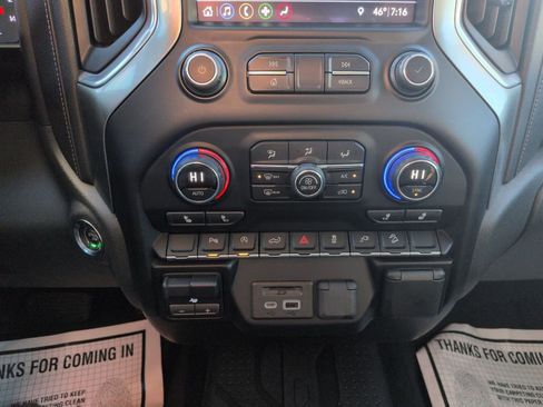 Used 2019 Chevrolet Silverado 1500 LT w/ All-Star Edition AWD/4WD image 18