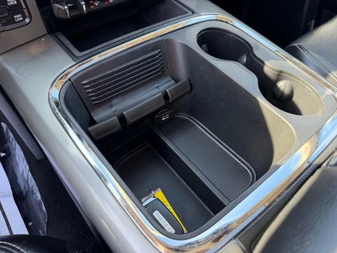 Used 2017 RAM 1500 Sport w/ Sport Premium Group image 29