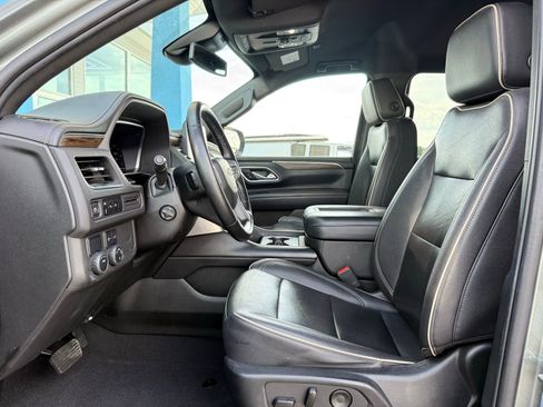Used 2023 Chevrolet Suburban Premier RWD image 20