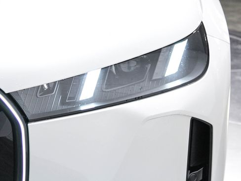 New 2026 BMW iX xDrive60 w/ M Sport Package image 10