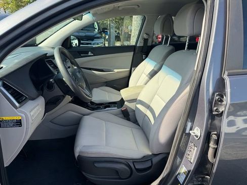 Used 2017 Hyundai Tucson SE FWD image 12