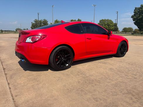Used 2011 Hyundai Genesis 2.0T image 21