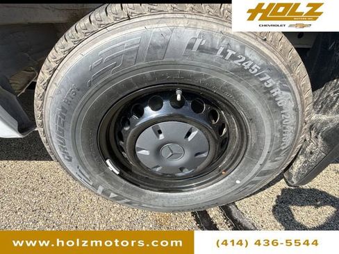 Used 2025 Mercedes-Benz Sprinter 2500 image 27