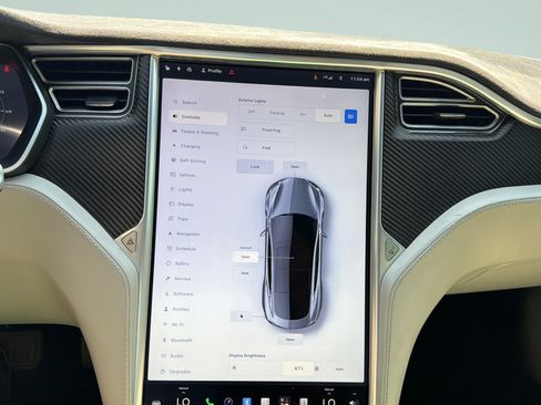 Used 2015 Tesla Model S 85D AWD/4WD image 16