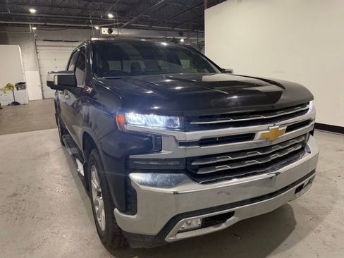 Used 2019 Chevrolet Silverado 1500 LTZ w/ LTZ Convenience Package image 4