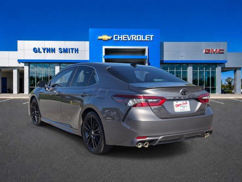 Used 2023 Toyota Camry XSE FWD image 10