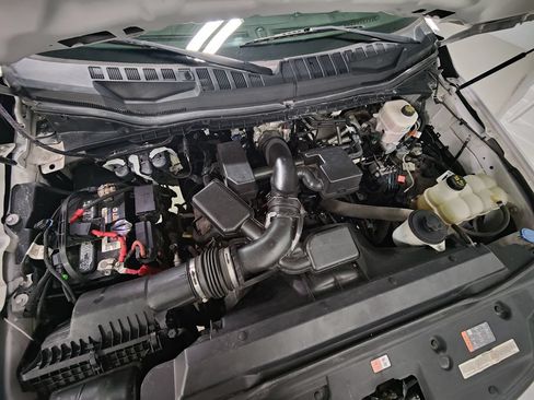 Used 2020 Ford F350 XL w/ Power Equipment Group RWD image 4