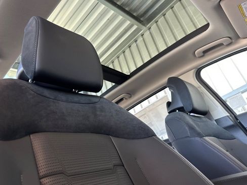New 2026 Kia Sportage SX Prestige AWD/4WD image 17
