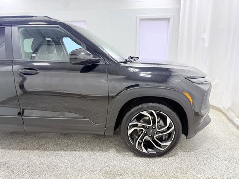 Used 2025 Chevrolet TrailBlazer RS w/ Convenience Package image 8